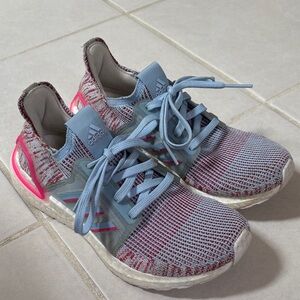 Adidas BOOST Blue and pink Sneakers Girls kids 4.5 athletic running shoes